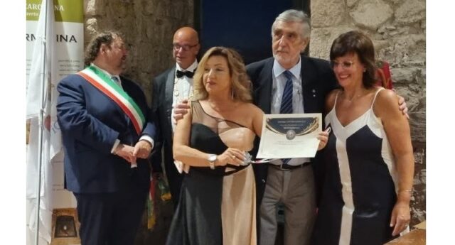 Evento a Roccaromana e Torre Normanna: la continuità storica del territorio con un d'Afflitto che ottiene la Benemerenza di merito