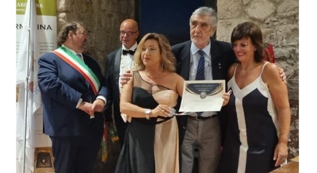 Evento a Roccaromana e Torre Normanna: la continuità storica del territorio con un d’Afflitto che ottiene la Benemerenza di merito